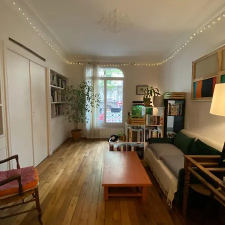 Apartment Cozy And Practical Cocoon Full Of Charm Paris