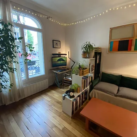 Cozy And Practical Cocoon Full Of Charm * Paris