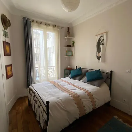 Apartment Cozy And Practical Cocoon Full Of Charm
